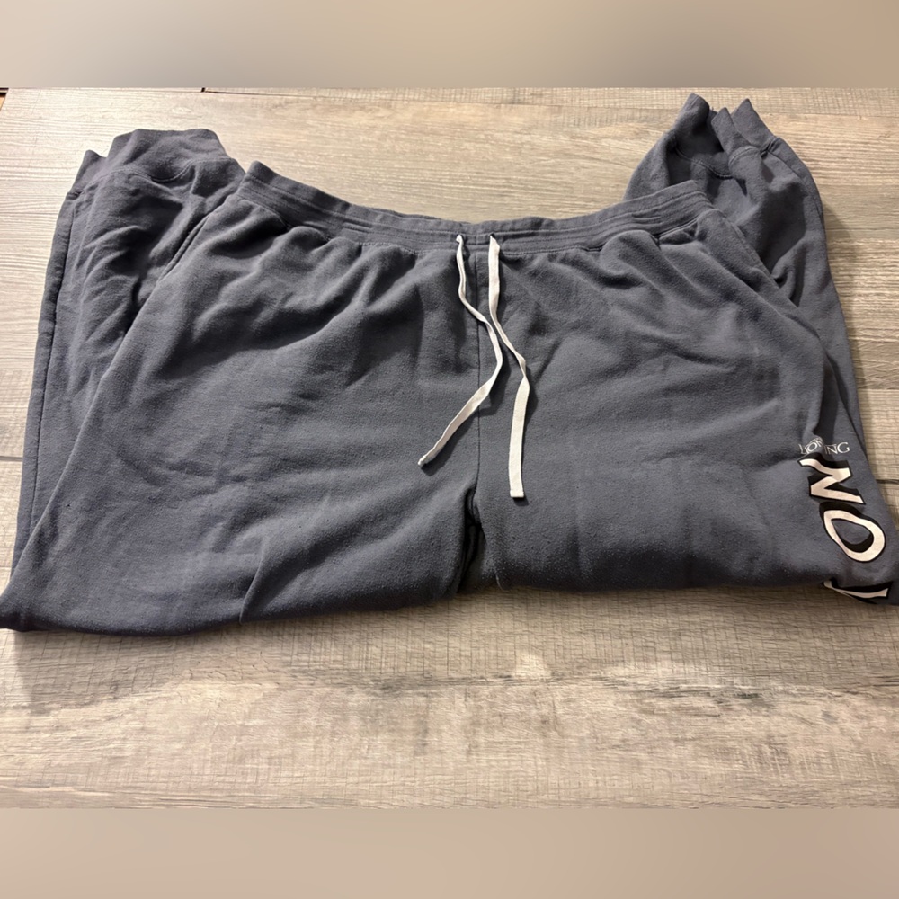 Lion King sweat pants XXXL 21